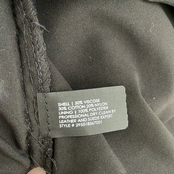 Club Monaco navy lace dress with leather detail. - Picture 5 of 5